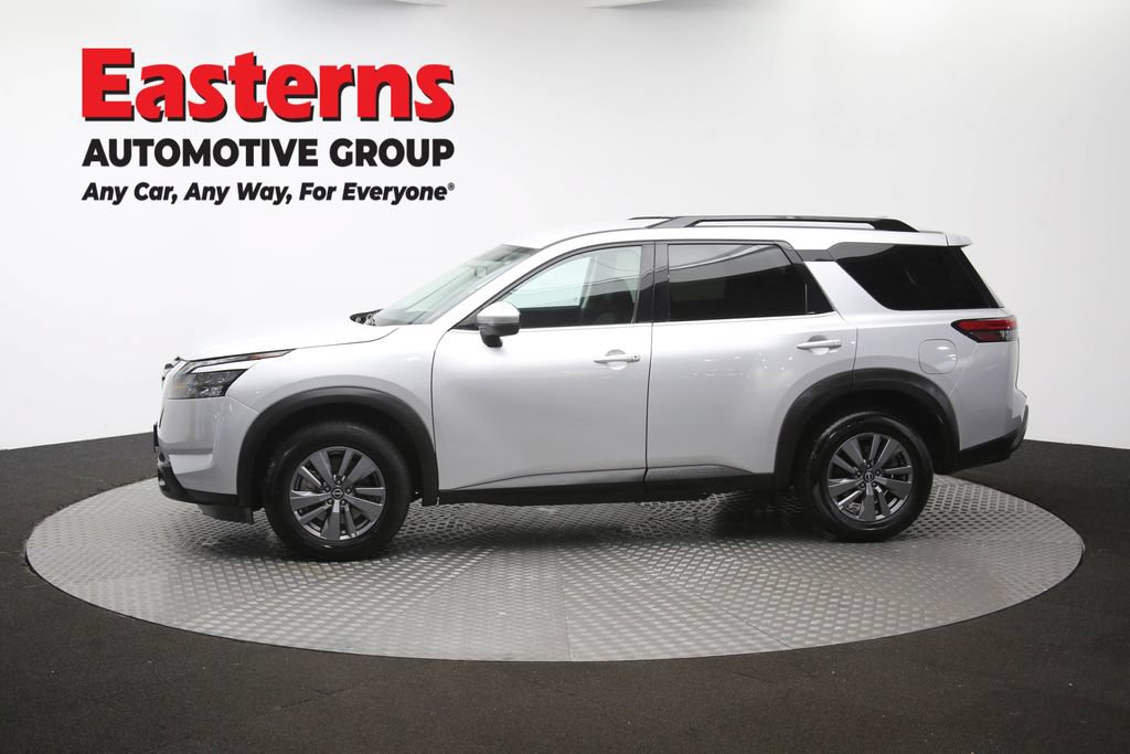 Used 2025 Nissan Pathfinder SV FWD image 65