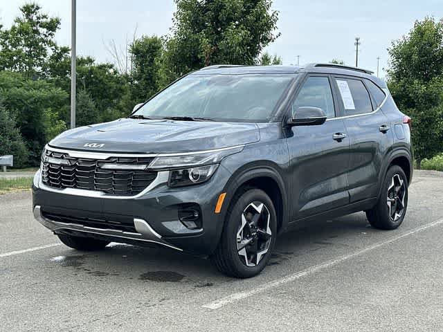Used 2025 Kia Seltos EX AWD/4WD image 1