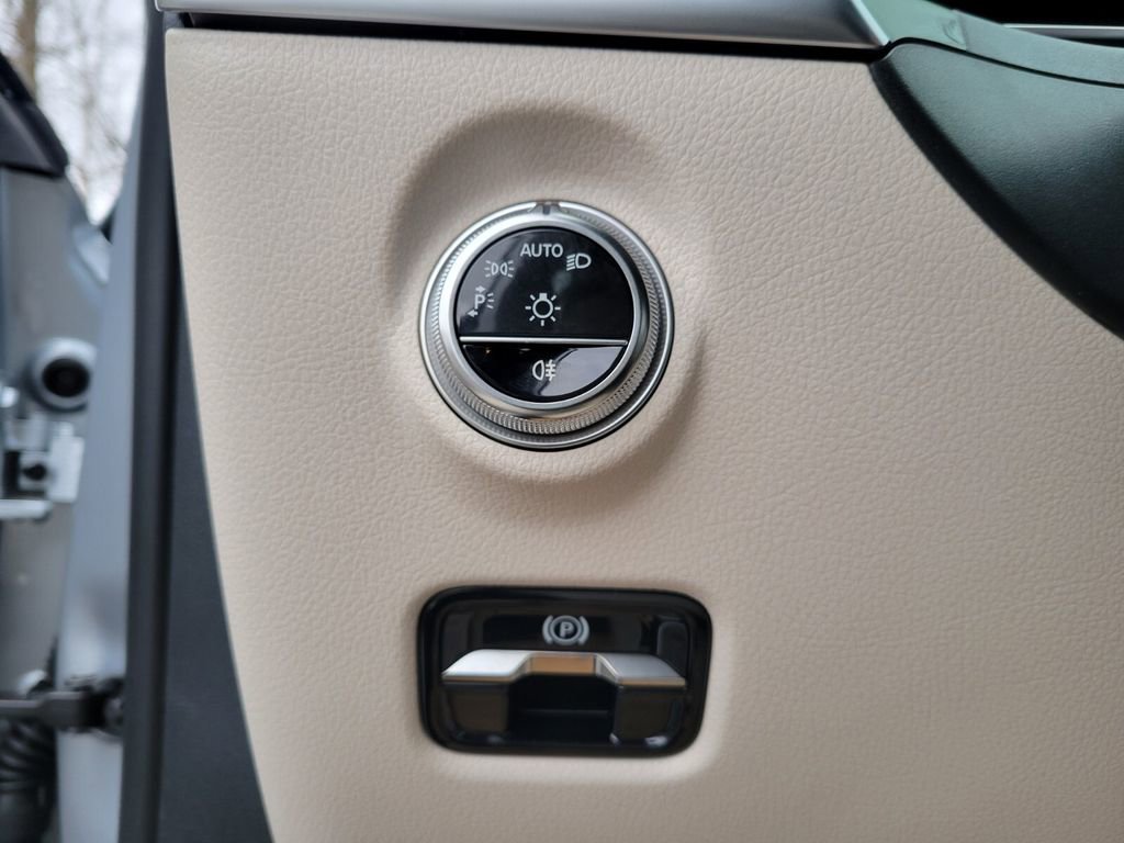 New 2026 Mercedes-Benz C 300 4MATIC Sedan image 22