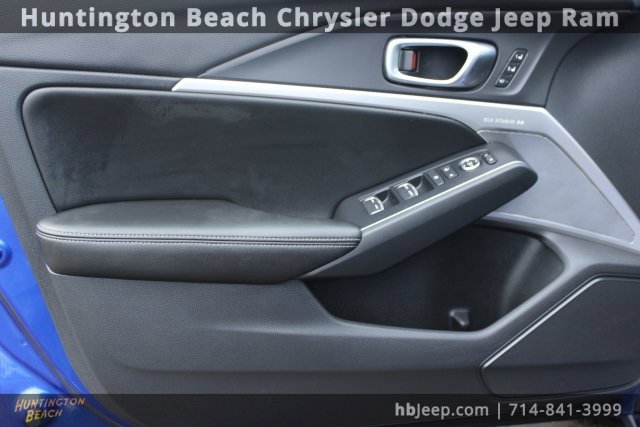 Used 2023 Acura Integra A-Spec image 10