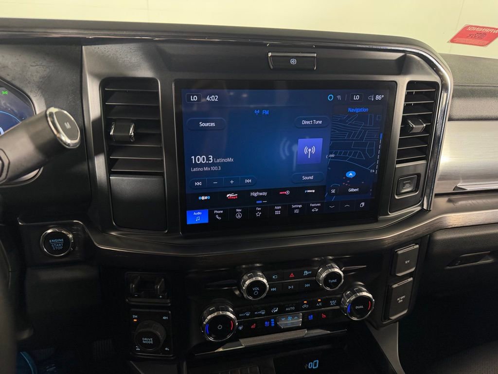 Used 2025 Ford F350 Lariat w/ Black Appearance Package image 22