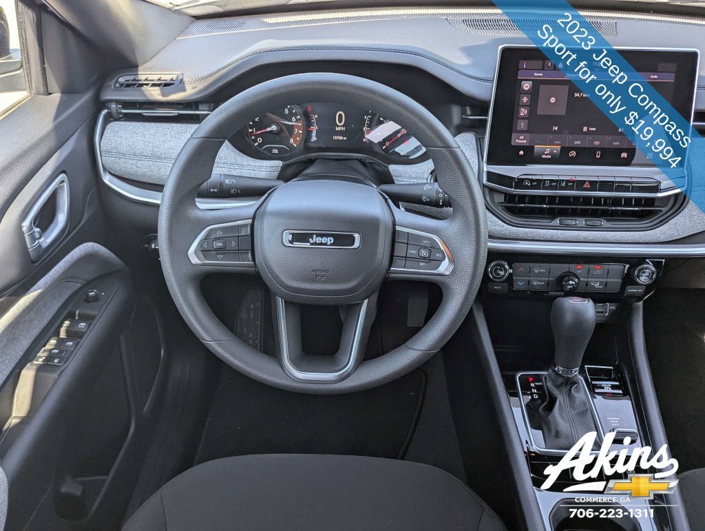 Used 2023 Jeep Compass Sport AWD/4WD image 15