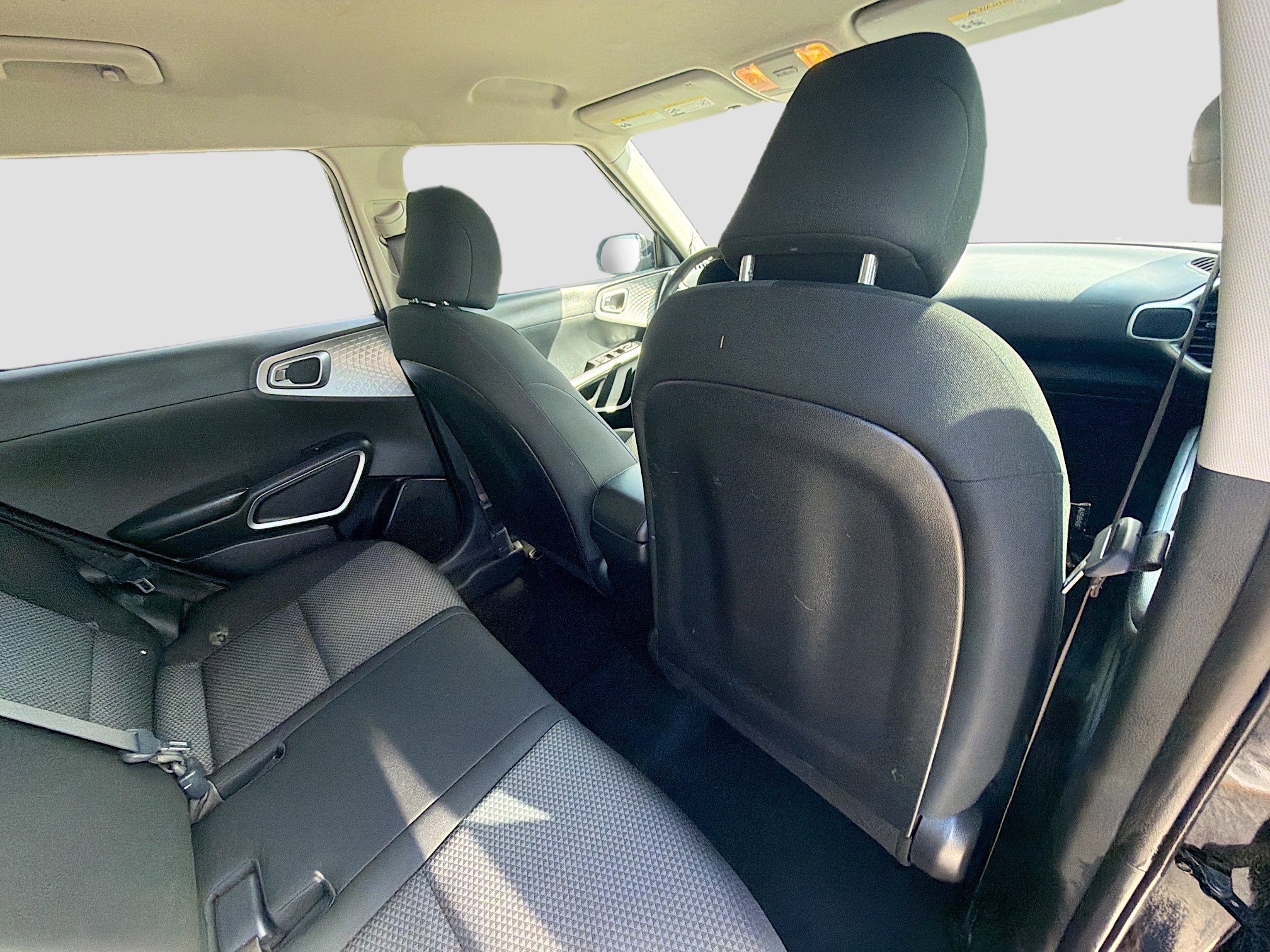 Used 2020 Kia Soul LX image 26