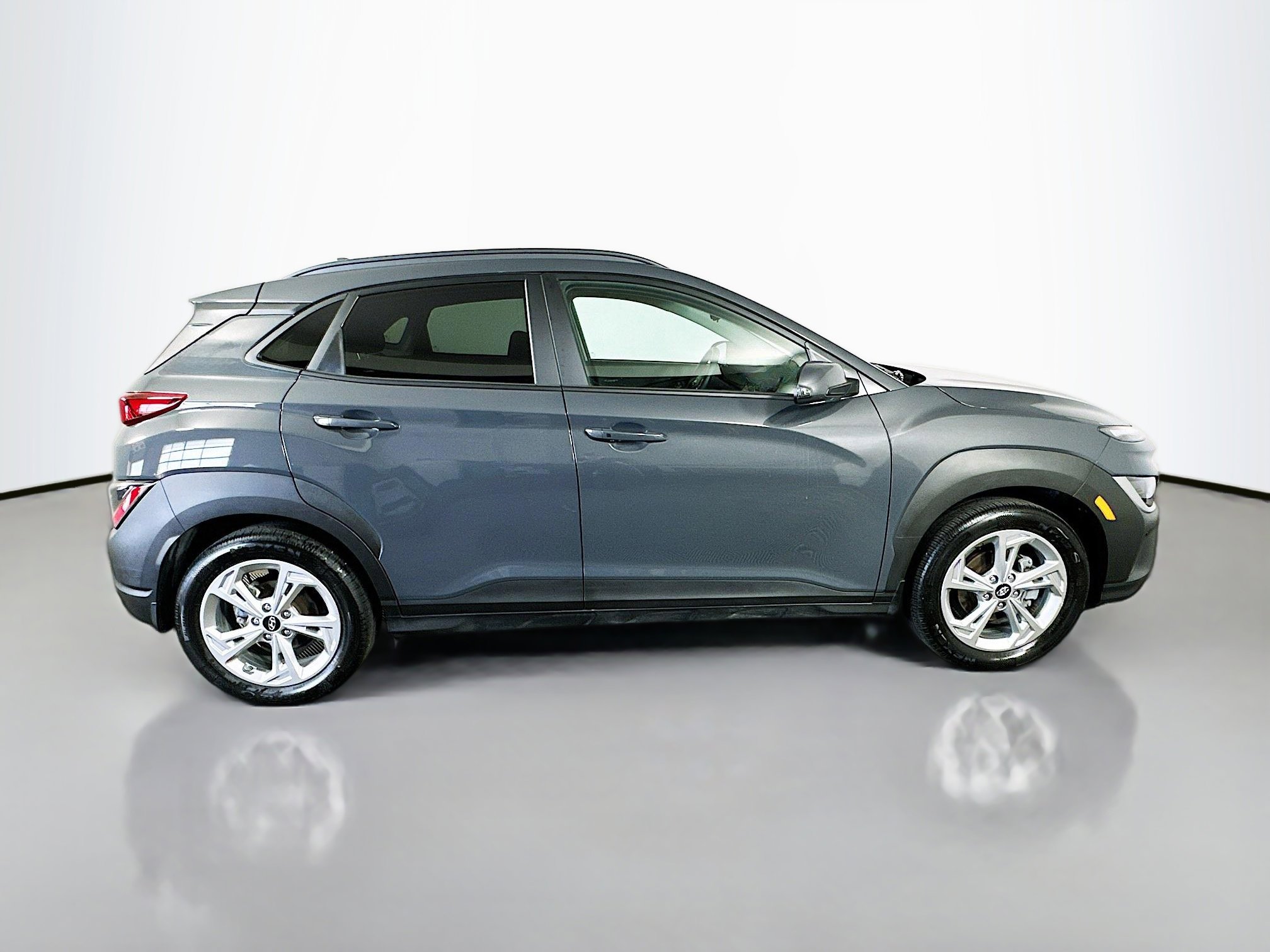 Certified 2023 Hyundai Kona SEL FWD image 8