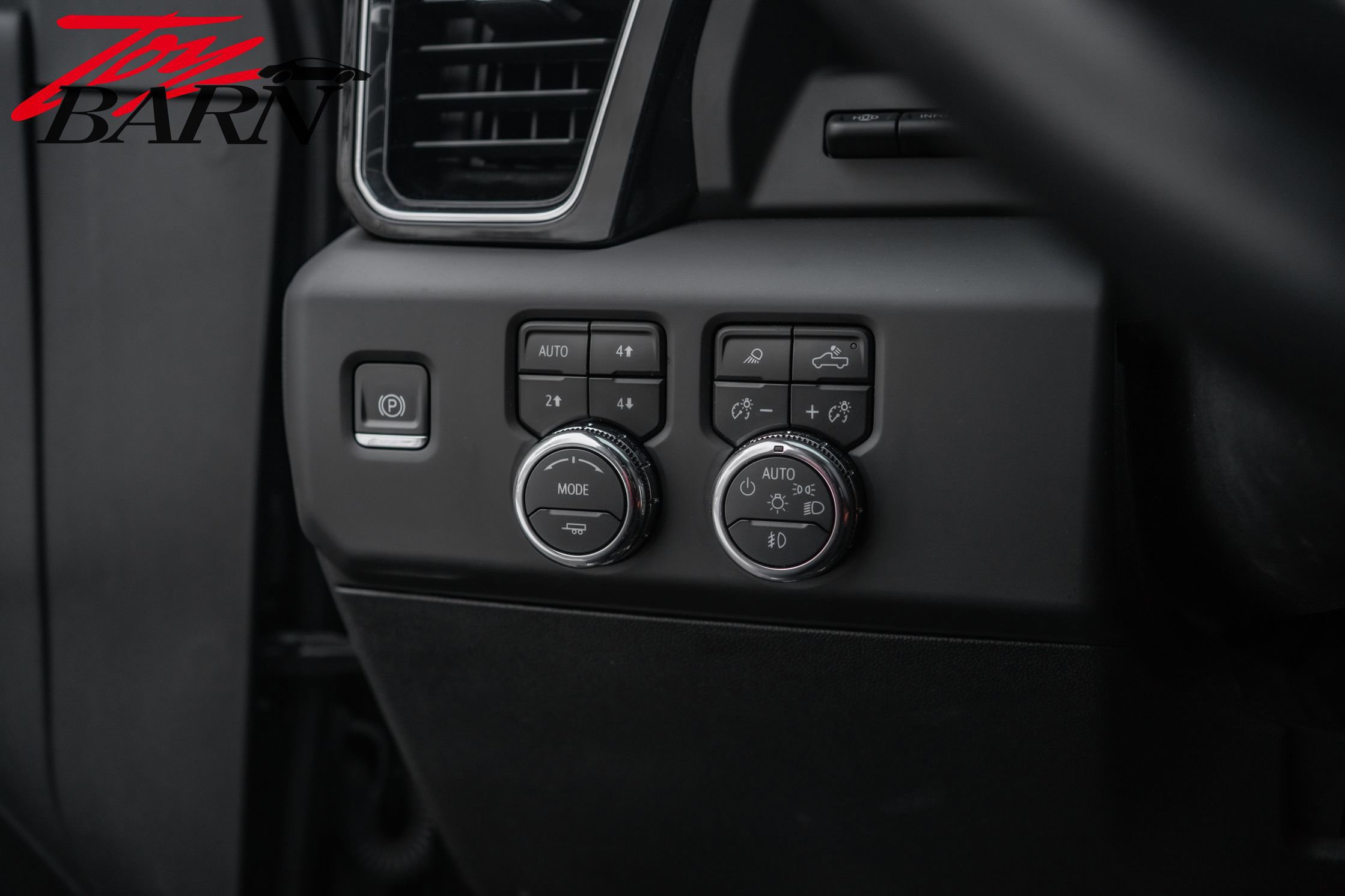 Used 2024 GMC Sierra 2500 Denali Ultimate image 33