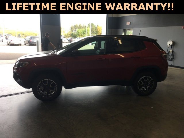 New 2026 Jeep Compass Trailhawk w/ Sun, Sound & Navigation Group image 6
