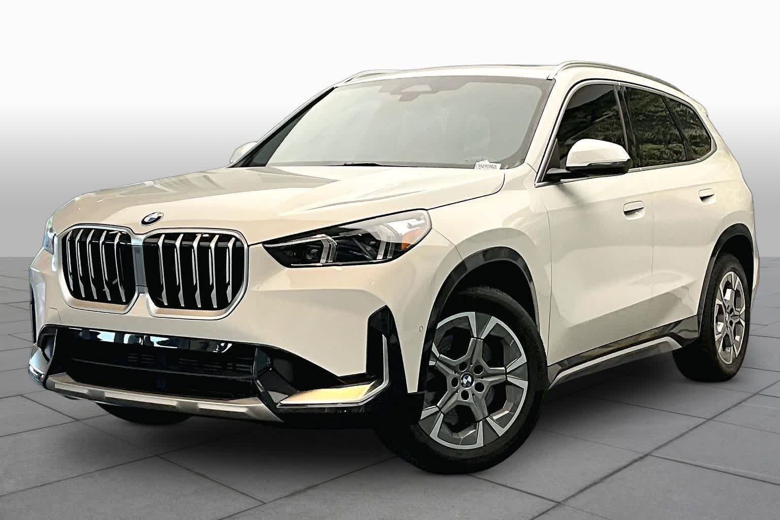 Used 2025 BMW X1 xDrive28i w/ Convenience Package AWD/4WD image 2