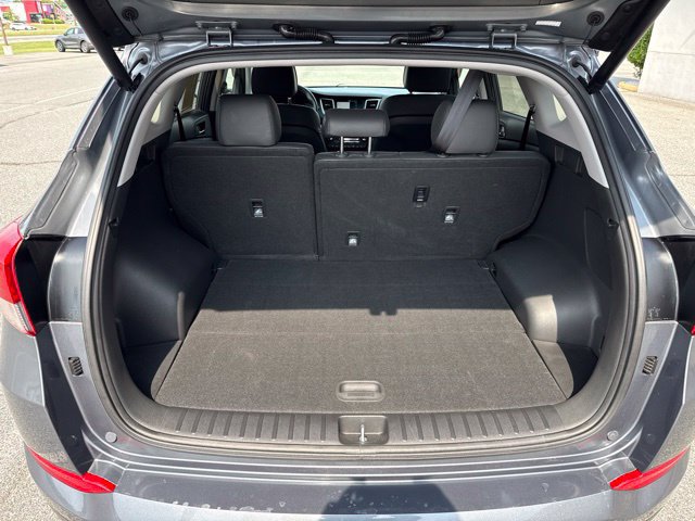Used 2018 Hyundai Tucson Limited w/ Ultimate Package 02 FWD image 9
