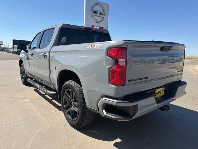 Used 2024 Chevrolet Silverado 1500 Custom w/ Turbomax Blackout Package image 5