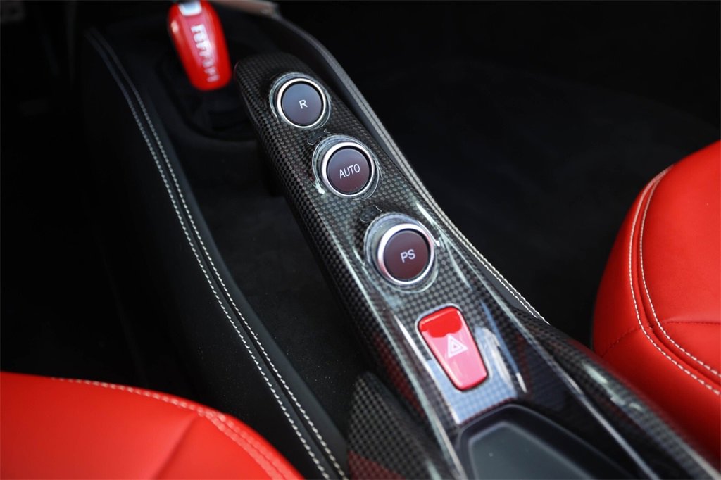 Certified 2021 Ferrari F8 Tributo image 39