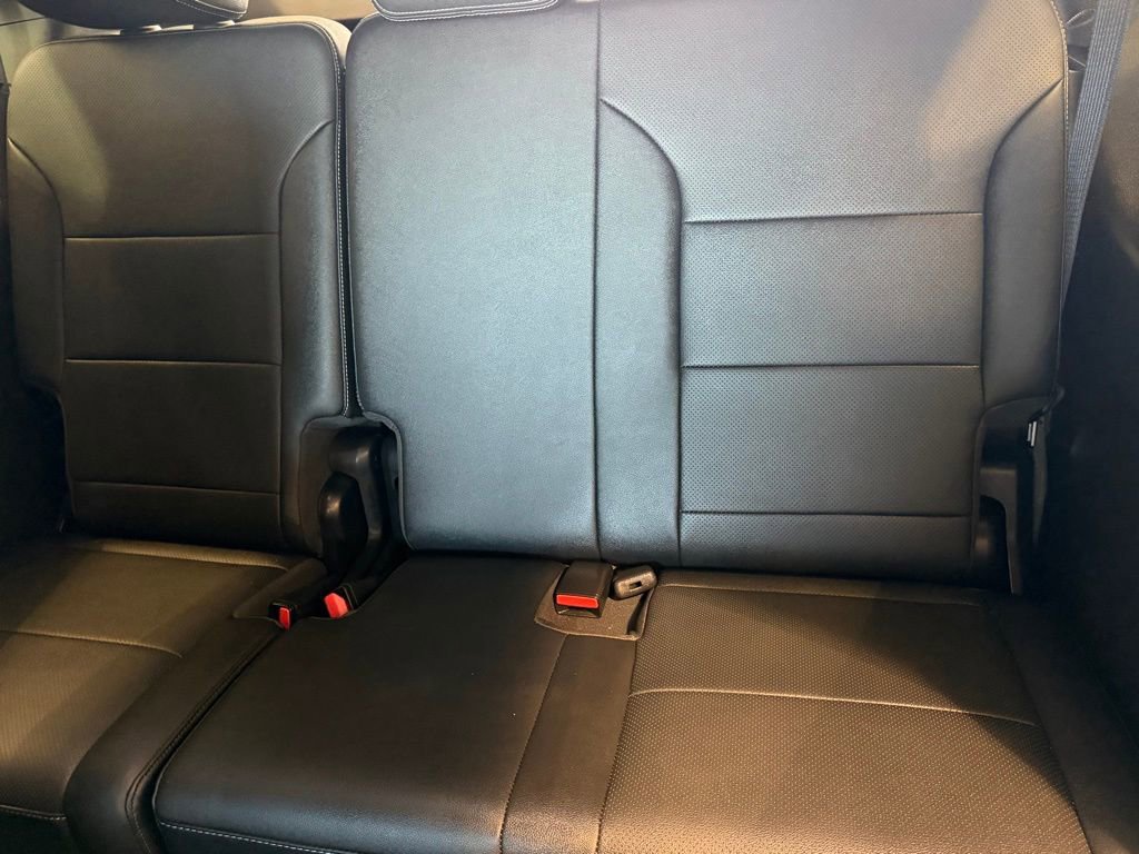 Used 2025 Chevrolet Traverse LT image 31