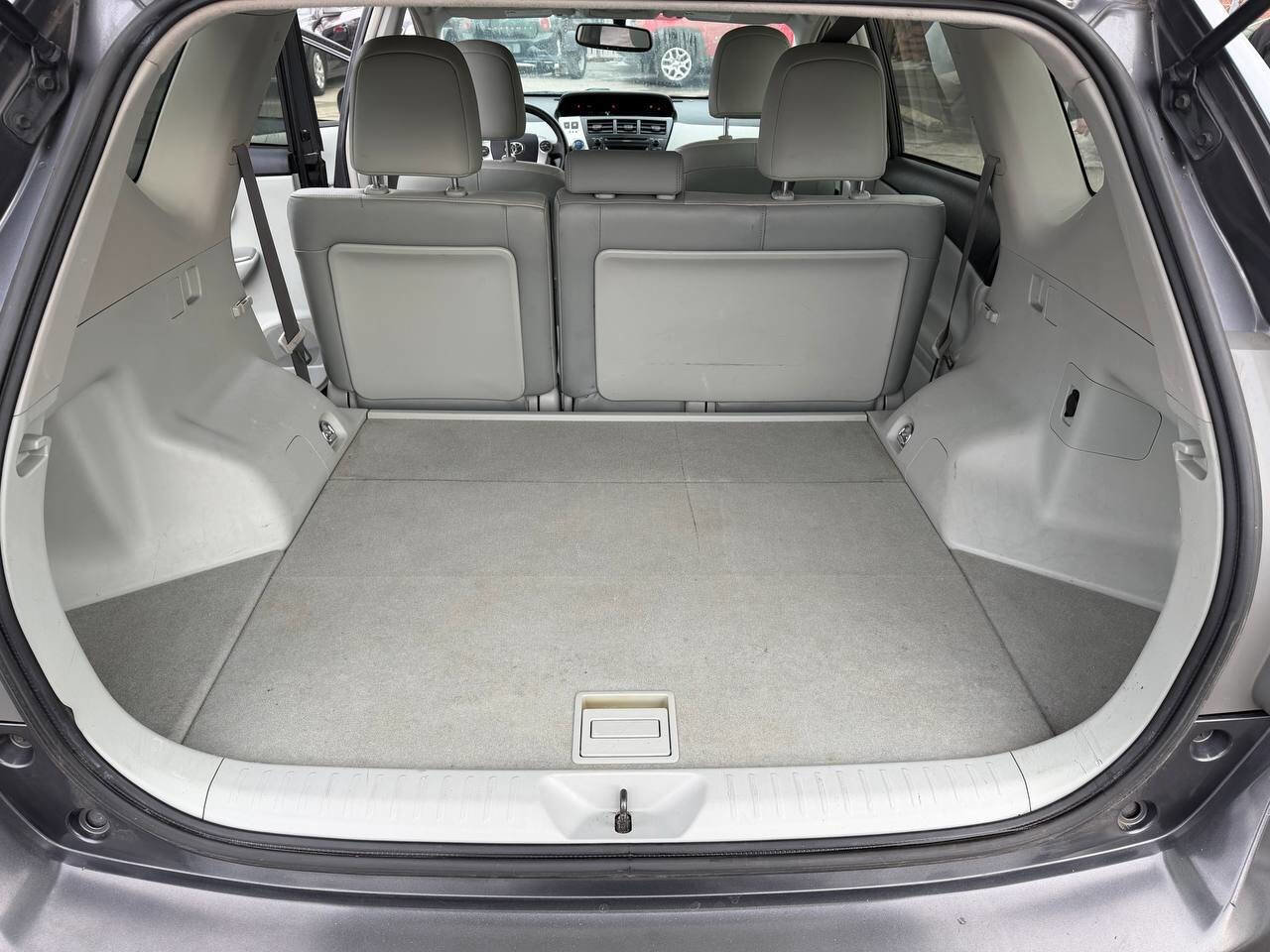 Used 2013 Toyota Prius V Five image 29