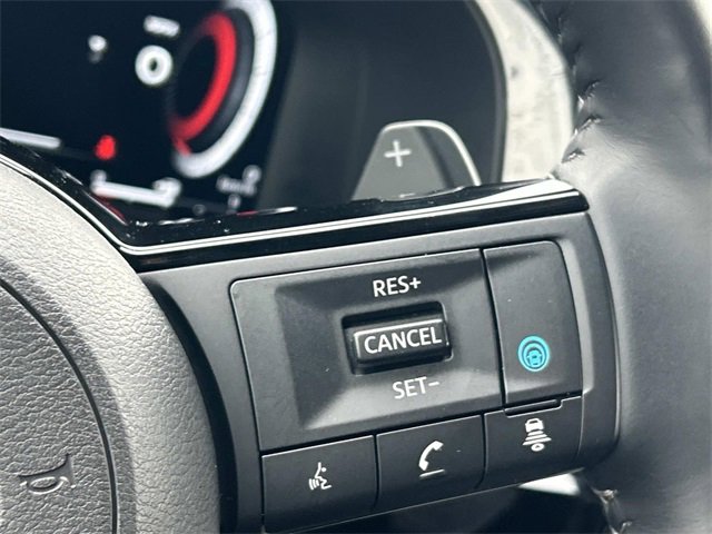 Used 2025 Nissan Pathfinder Platinum w/ Cargo Package image 29