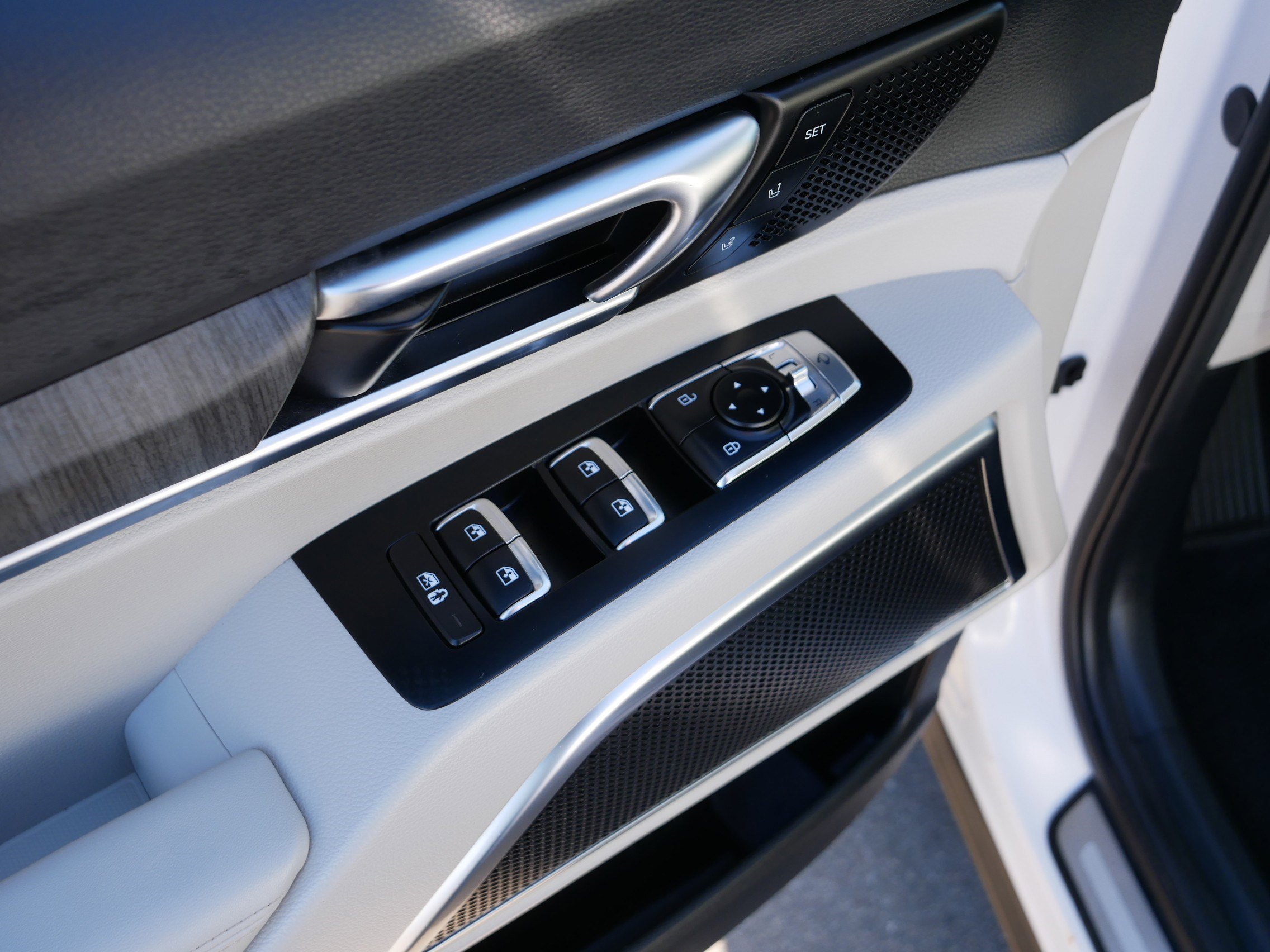 Certified 2023 Kia Telluride SX image 19