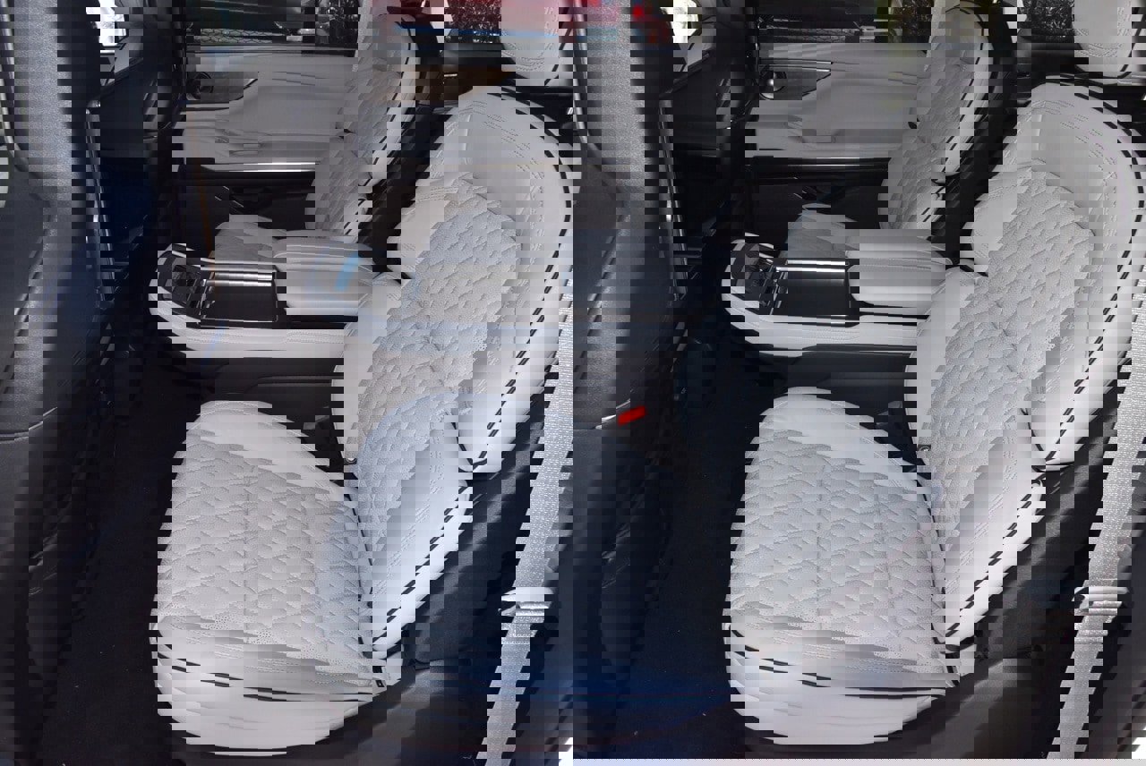 New 2026 Lincoln Navigator L Black Label image 14