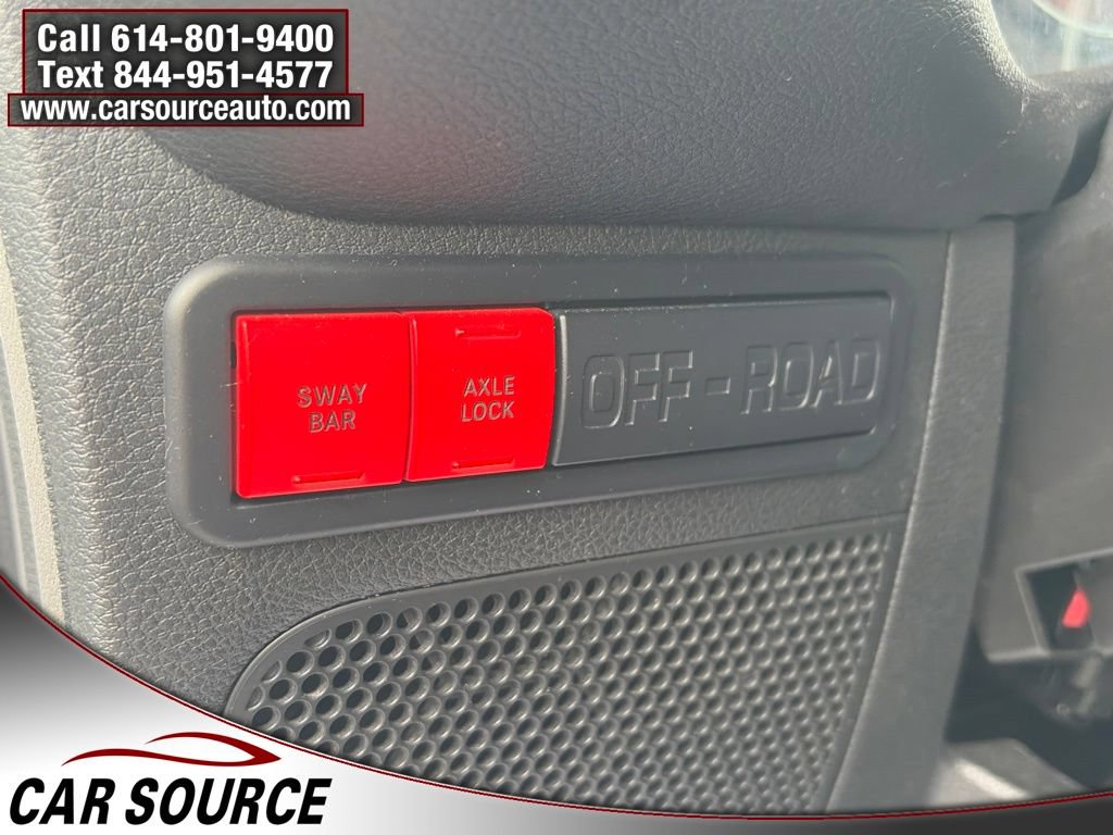 Used 2016 Jeep Wrangler Unlimited Rubicon AWD/4WD image 15
