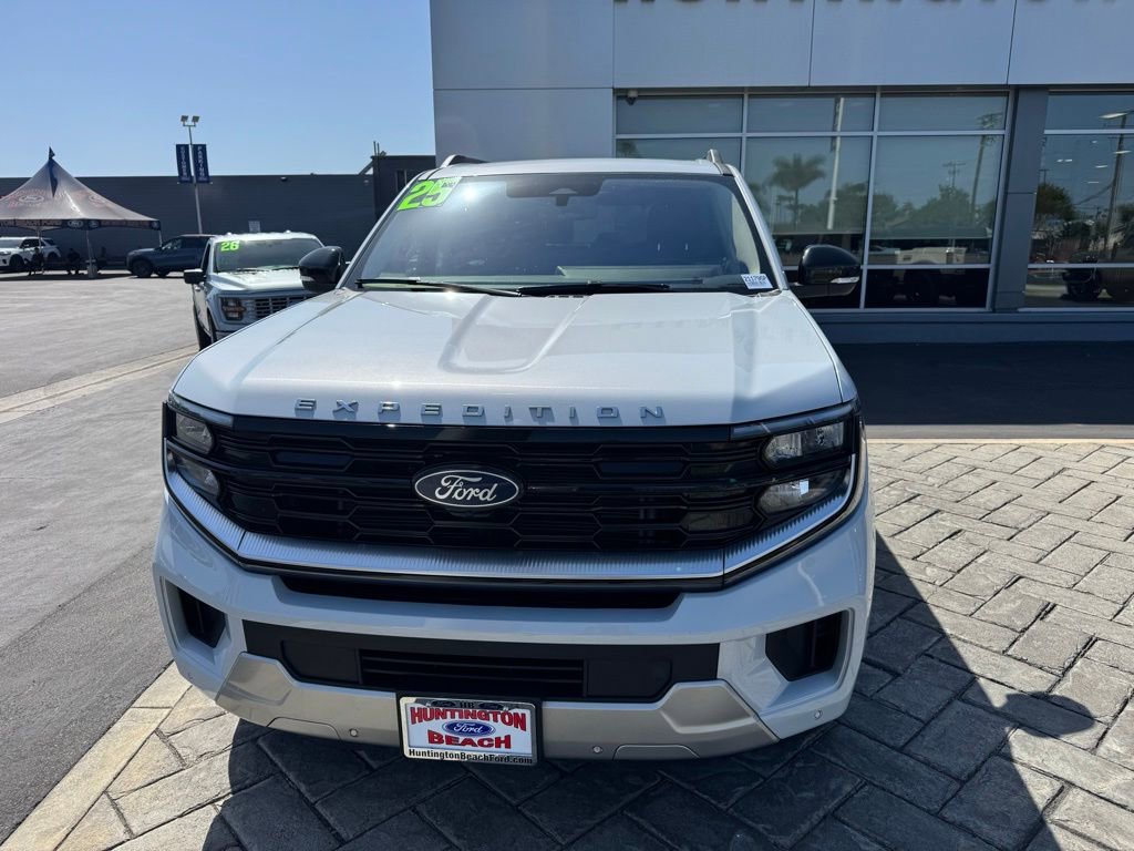 Used 2025 Ford Expedition Platinum AWD/4WD image 33