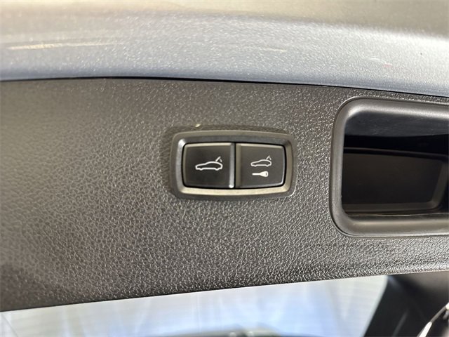 Used 2021 Porsche Macan S image 25