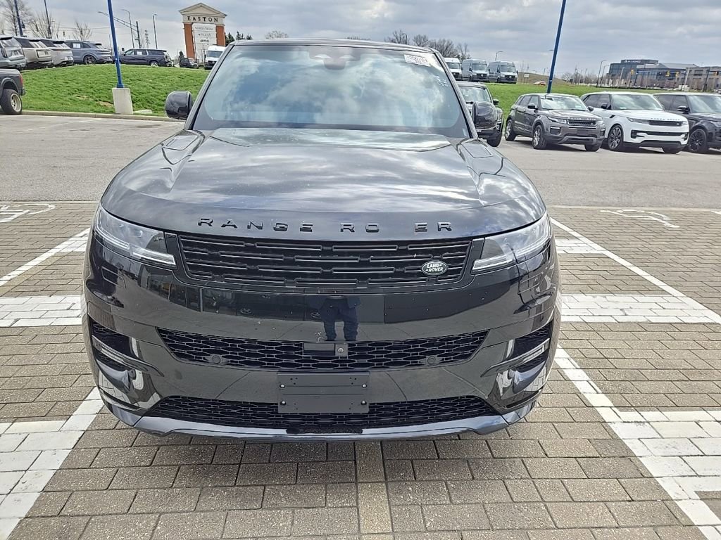 Certified 2024 Land Rover Range Rover Sport Dynamic SE image 2