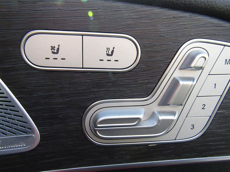 Used 2021 Mercedes-Benz GLS 450 4MATIC image 41