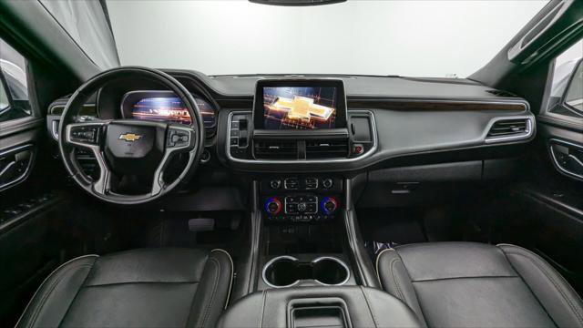 Used 2023 Chevrolet Suburban Premier image 28