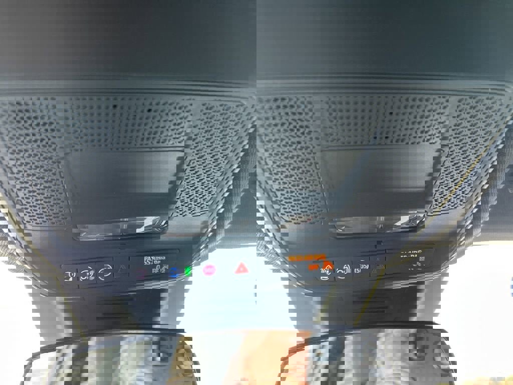 New 2026 Chevrolet Equinox EV LT image 13