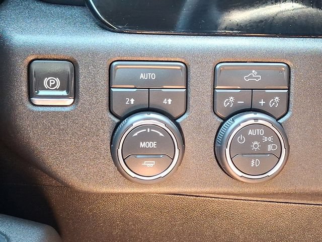 Used 2026 Chevrolet Silverado 1500 RST AWD/4WD image 21