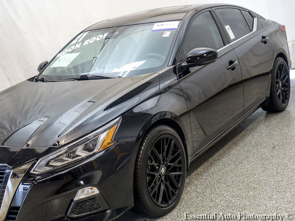 Used 2021 Nissan Altima 2.5 SR w/ SR Premium Package FWD image 4