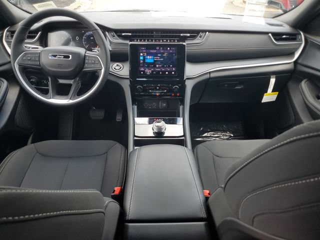 New 2026 Jeep Grand Cherokee Laredo X AWD/4WD image 17
