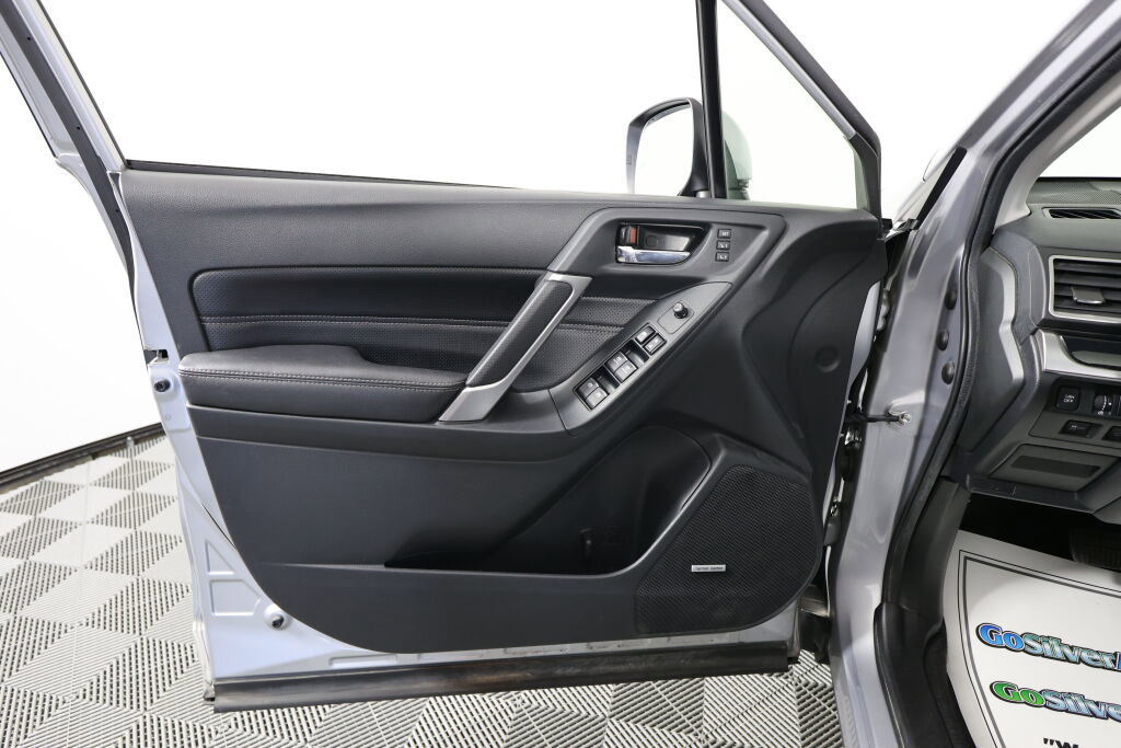 Used 2017 Subaru Forester 2.5i Touring image 12