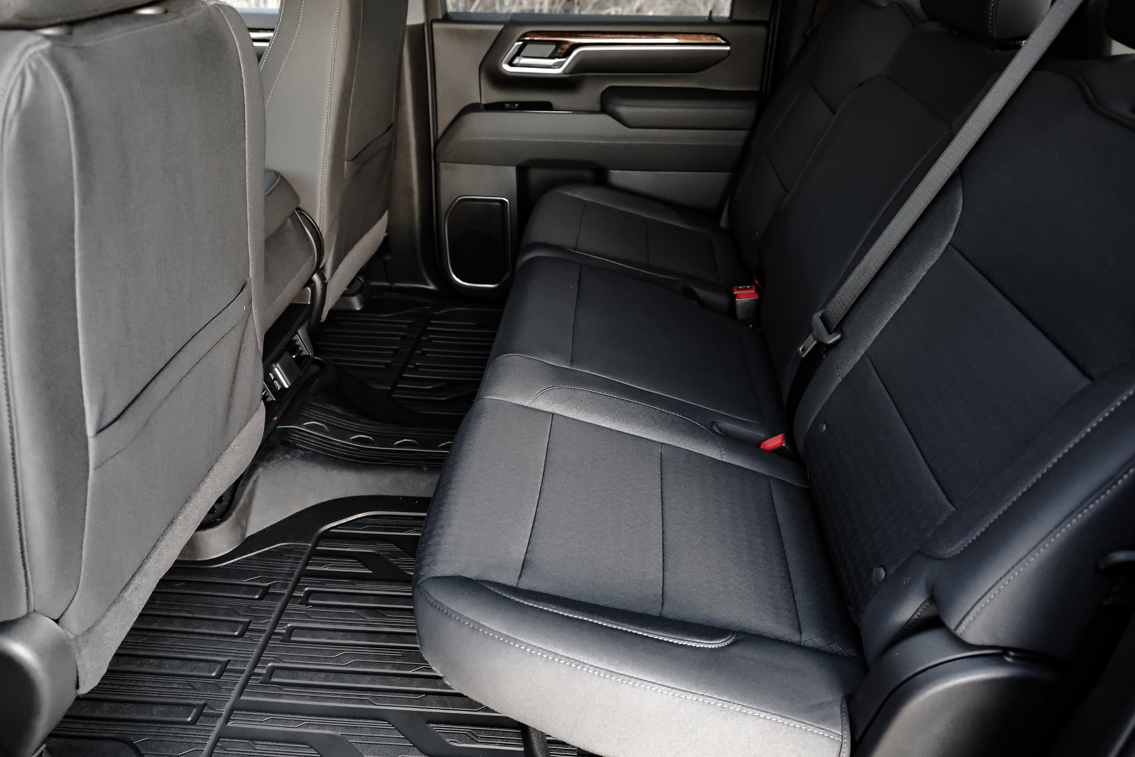 New 2026 GMC Sierra 2500 SLE w/ SLE Value Package; image 18