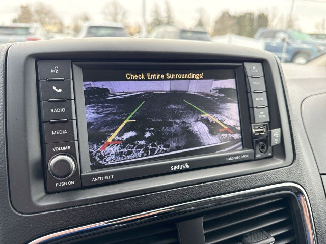 Used 2020 Dodge Grand Caravan SE w/ UConnect Hands-Free Group image 20