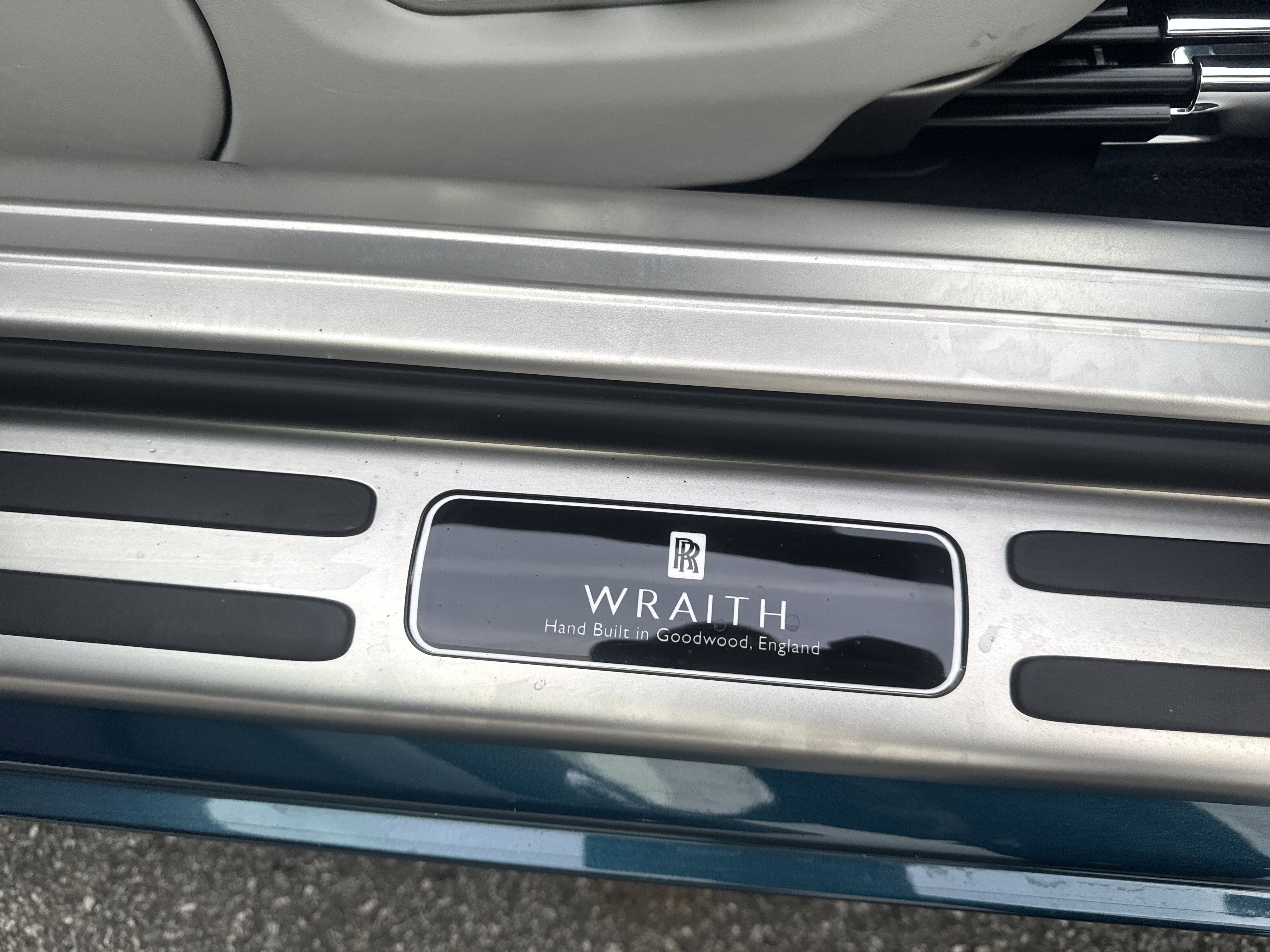 Used 2020 Rolls-Royce Wraith image 33