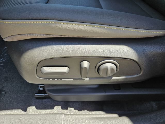 New 2026 Chevrolet Trax ACTIV w/ Driver Confidence Package FWD image 15