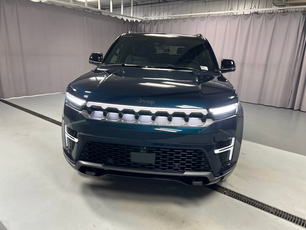 New 2026 Jeep Grand Wagoneer 4WD image 2