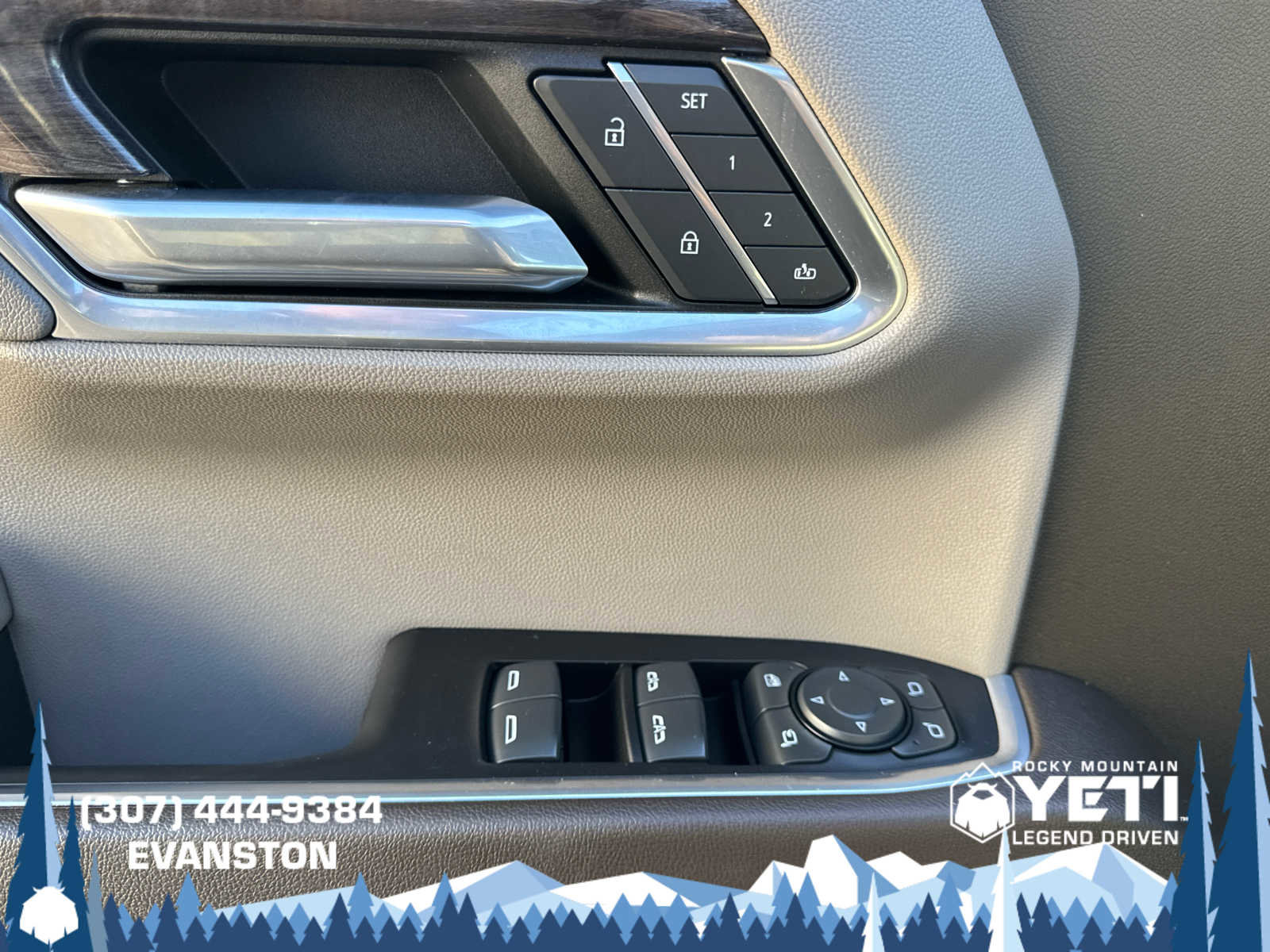 Used 2022 Chevrolet Silverado 1500 LTZ image 27