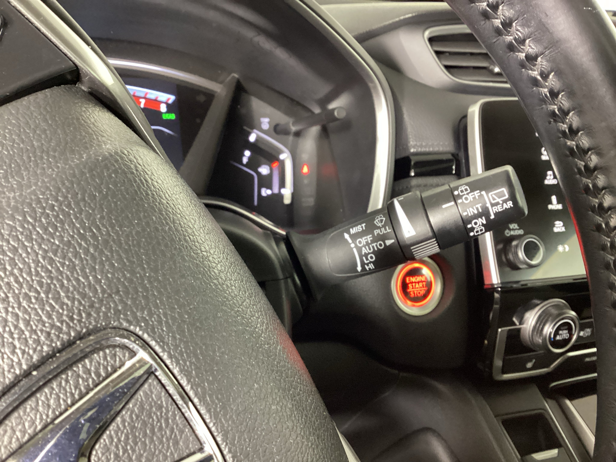 Used 2018 Honda CR-V Touring image 22