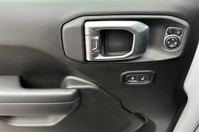 Certified 2024 Jeep Gladiator Mojave image 14