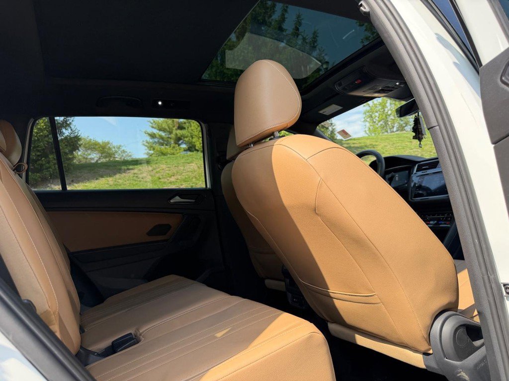Used 2022 Volkswagen Tiguan SE image 9