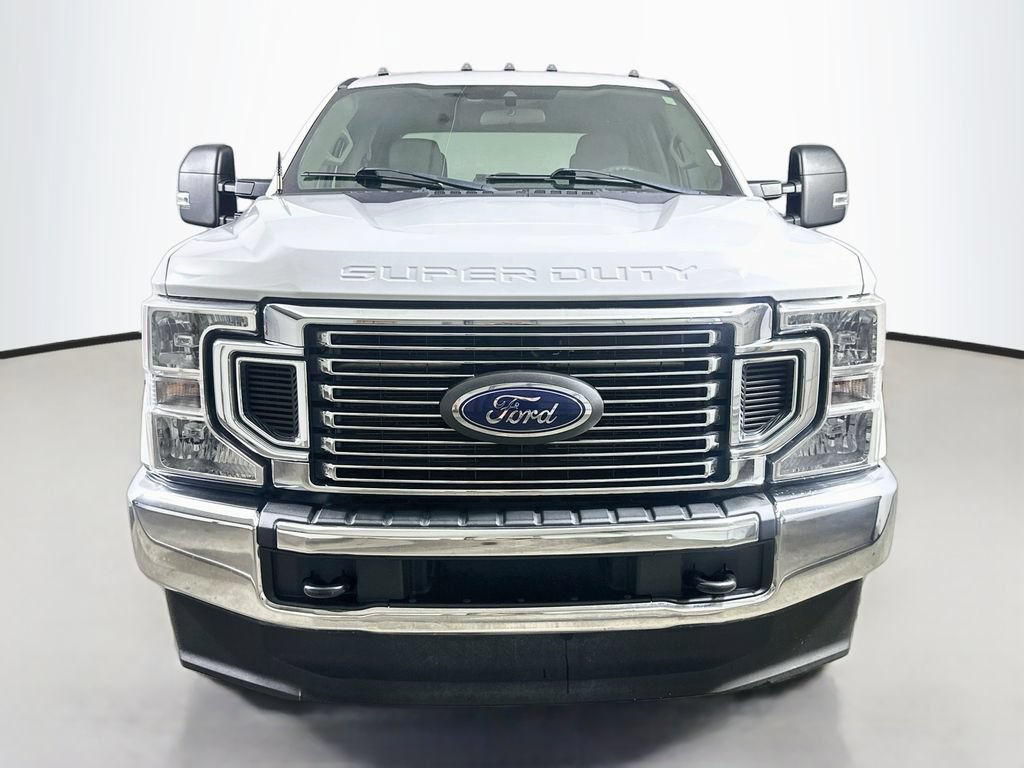 Used 2022 Ford F350 XLT AWD/4WD image 2