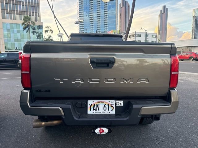 Used 2024 Toyota Tacoma TRD Off-Road image 3