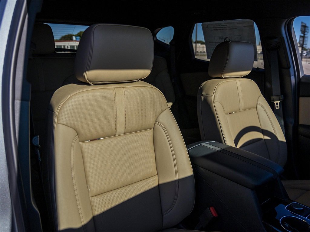 New 2025 Chevrolet Blazer Premier image 12