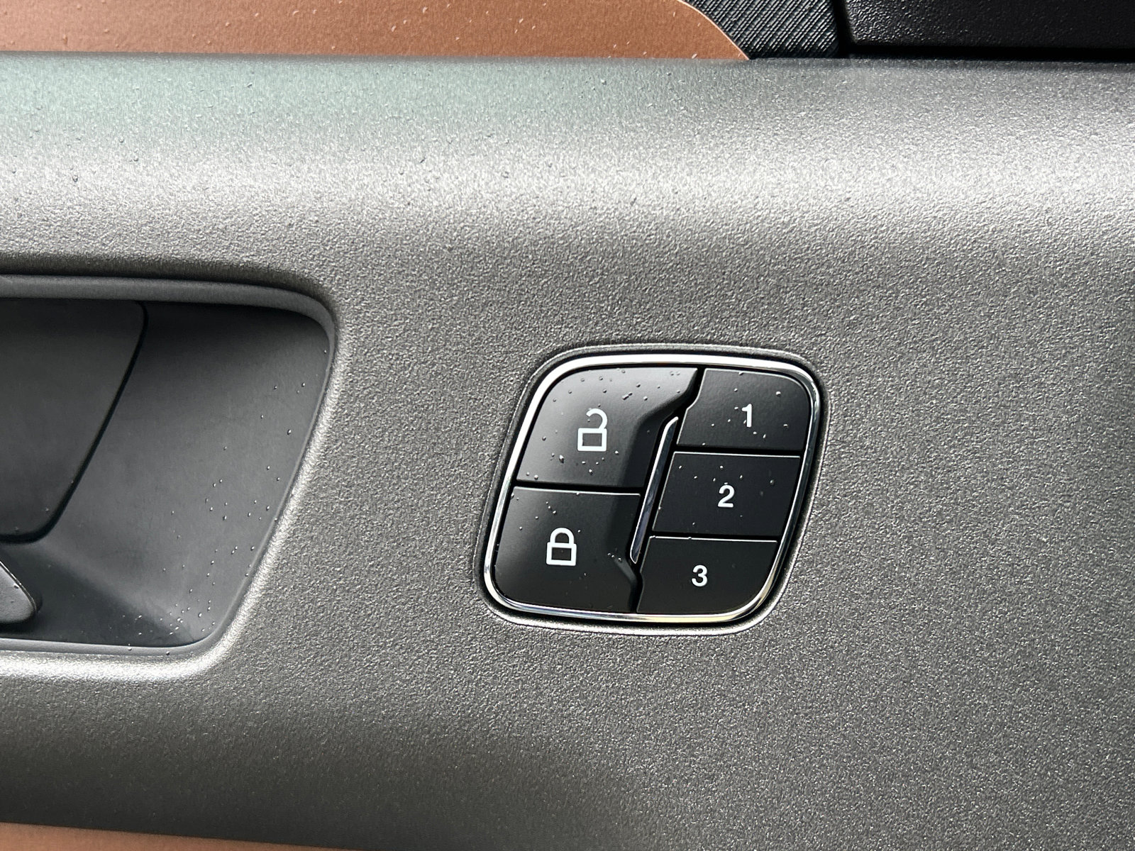 Certified 2025 Ford Bronco Sport Outer Banks w/ Outer Banks Tech Package+ image 23