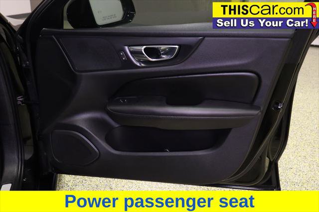 Used 2020 Volvo S60 T6 Momentum w/ Protection Package Premier image 31