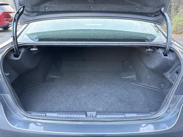 Used 2024 Subaru Legacy Premium image 11