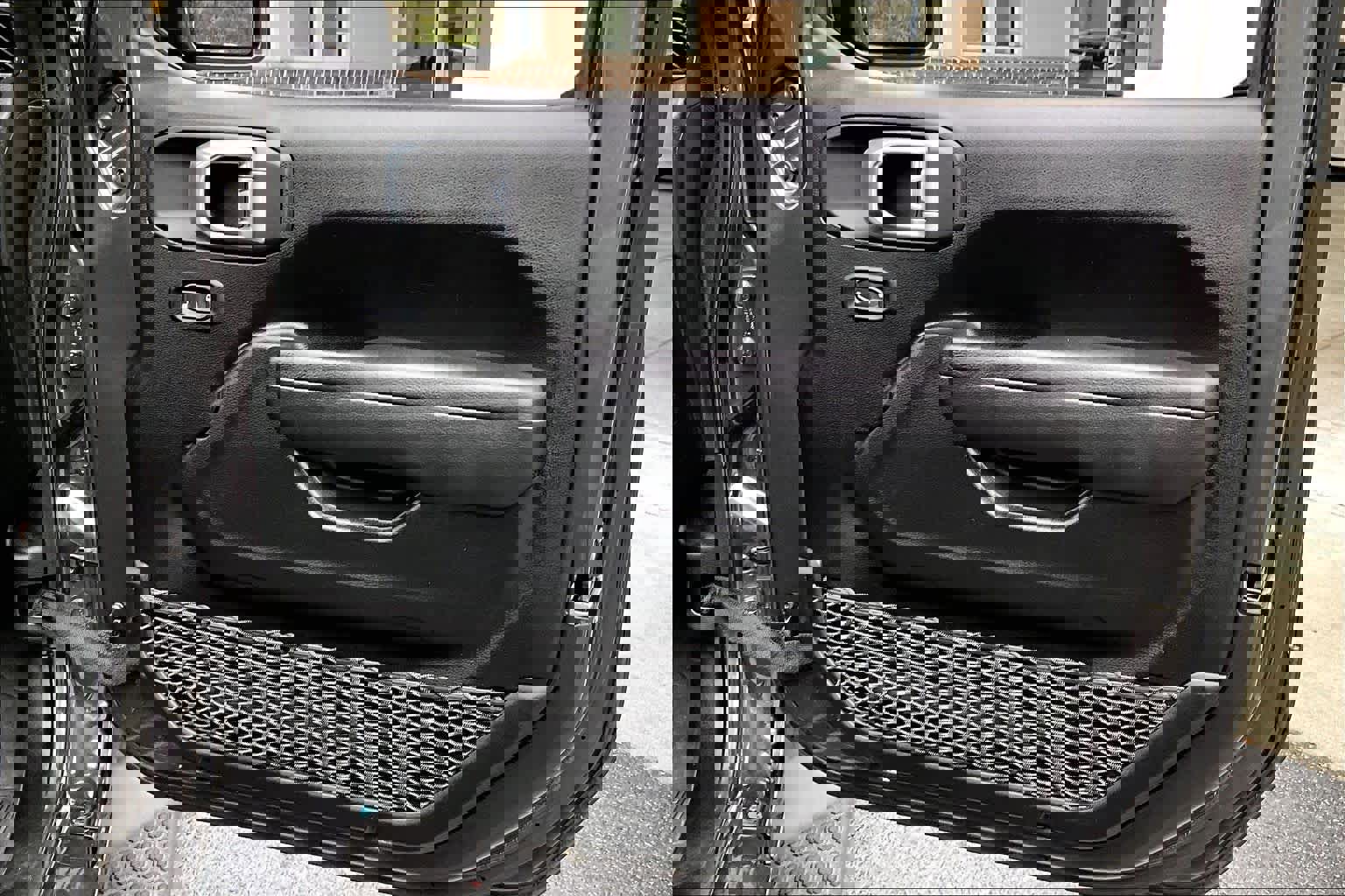 Used 2022 Jeep Wrangler Unlimited Sport w/ Sun And Sound Package image 22