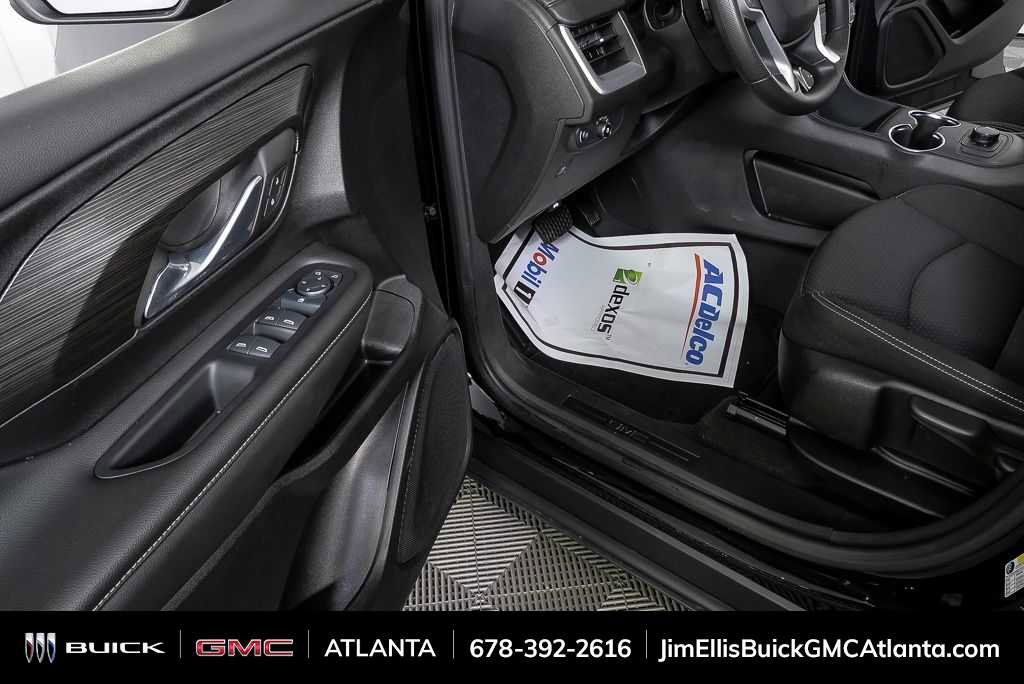 Used 2024 GMC Terrain SLE image 7