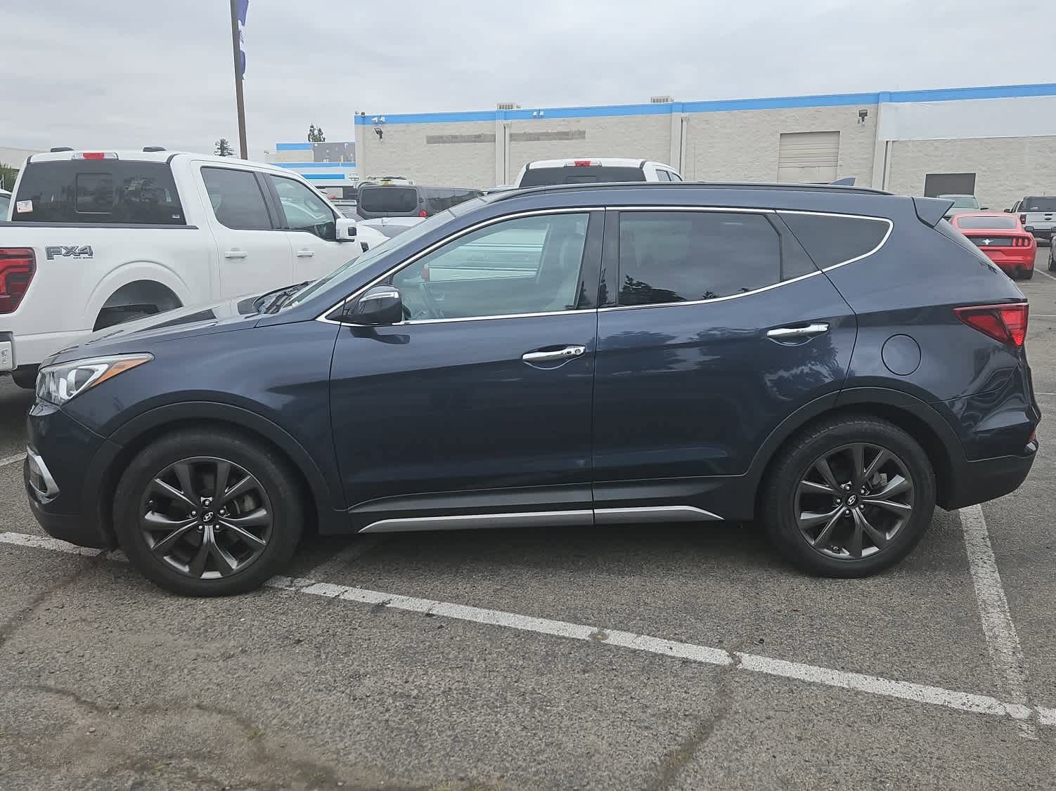 Used 2017 Hyundai Santa Fe Sport AWD/4WD image 5