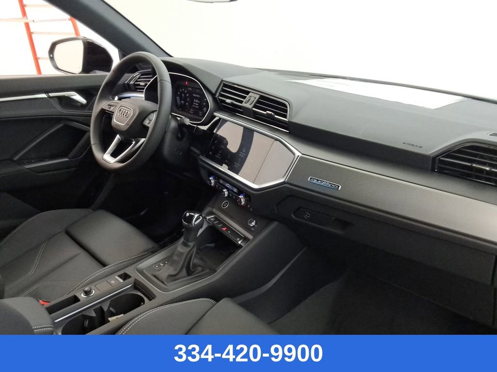 New 2025 Audi Q3 2.0T Premium image 25
