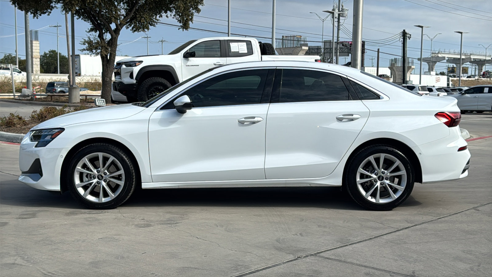 Used 2025 Audi A3 2.0T Premium image 4